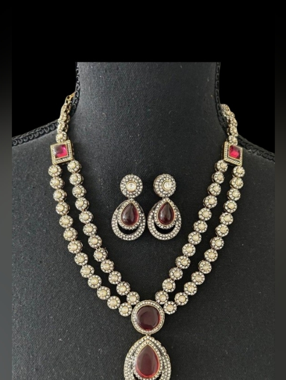 Regal Garnet Teardrop Necklace and Earring Set